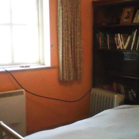 Harmony Hall Veganic Country house